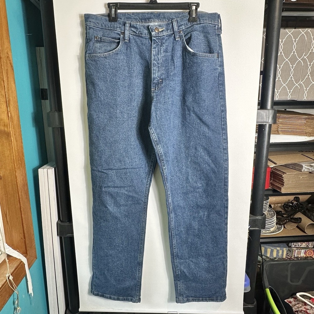 Wrangler Relaxed Fit Jeans Blue‎ Denim Mens 34x32 Straight Leg Comfort Excellent